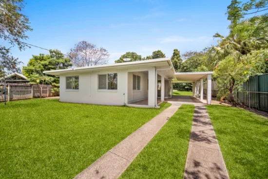 28 Davis Close, Manoora, Qld 4870