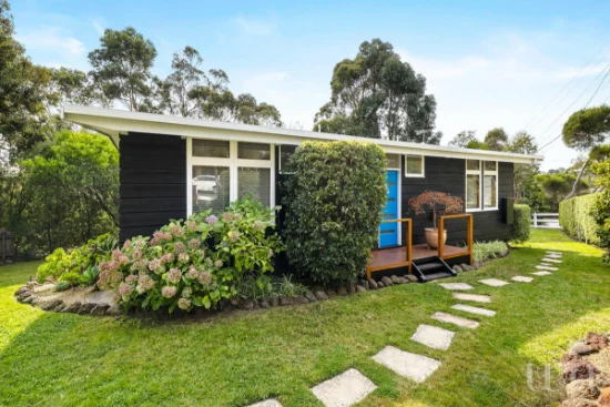 28 Dickinson Grove, Mount Martha, Vic 3934