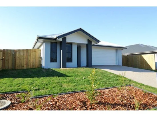 28 Diploma Street, Norman Gardens QLD 4701 - For Rent