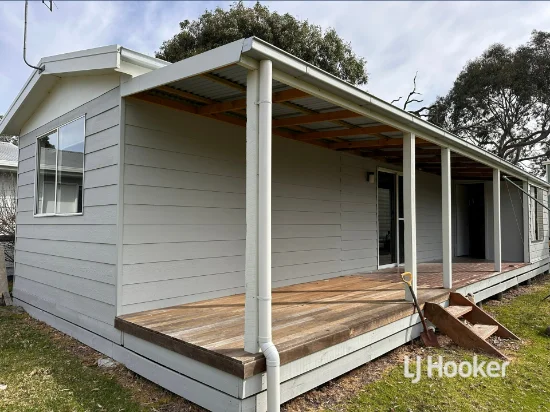 28 Eighth Avenue, Raymond Island, Vic 3880