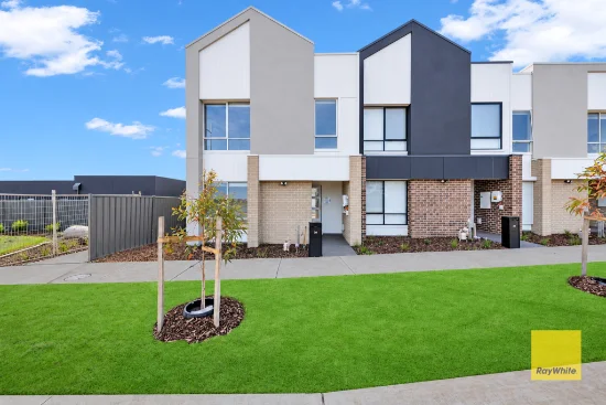 28 Elves Walk, Tarneit, Vic 3029 - For Rent