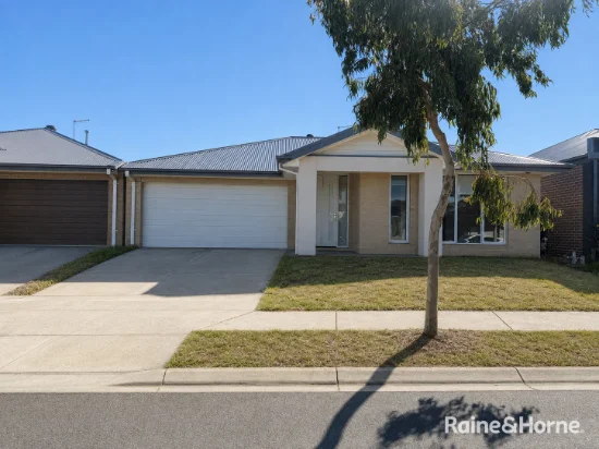 28 Eremaea Road, Craigieburn, Vic 3064