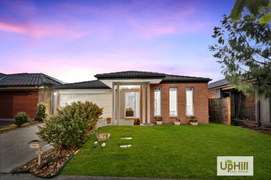 28 Fleuve Rise, Clyde North, Vic 3978