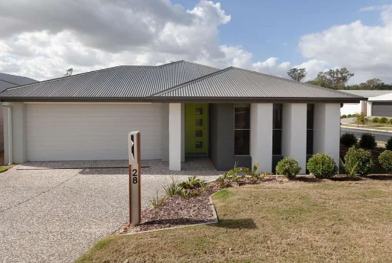 28 Franklin Avenue, Park Ridge, Qld 4125