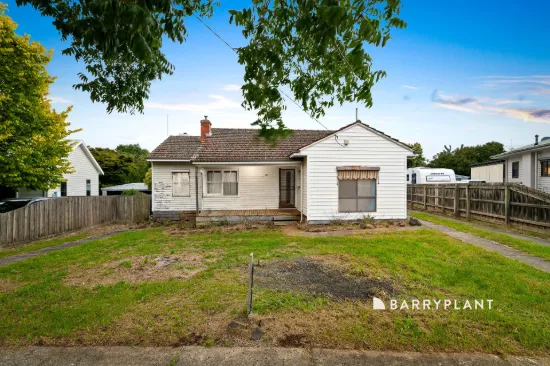 28 Gloucester Place, Warragul, Vic 3820