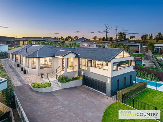 28 Golden Grove, Armidale, NSW 2350