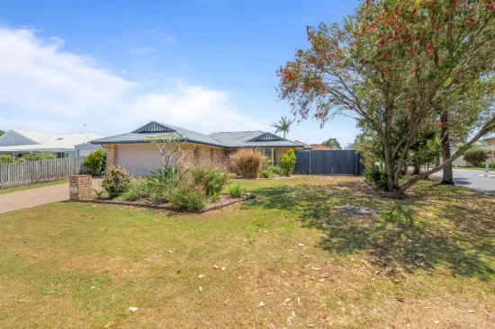 28 King Island Drive, Wellington Point, Qld 4160