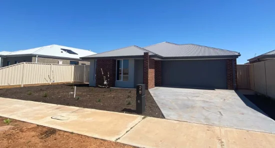 28 Lakepark Bvd, Mildura, Vic 3500