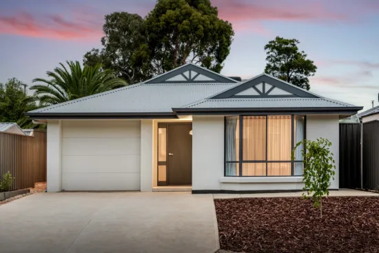 28 Leonard Road, Morphett Vale, SA 5162