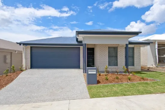 28  Magnetic Way, Springfield Lakes, Qld 4300