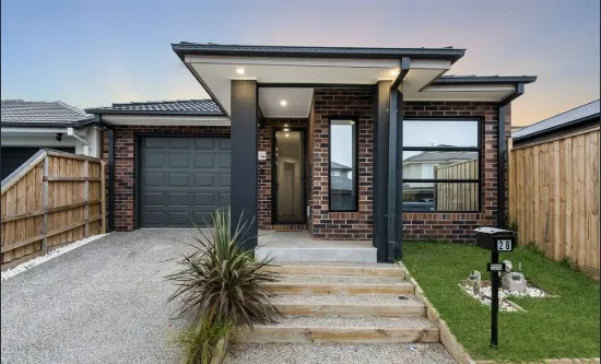 28 Malone Circuit, Deanside, Vic 3336