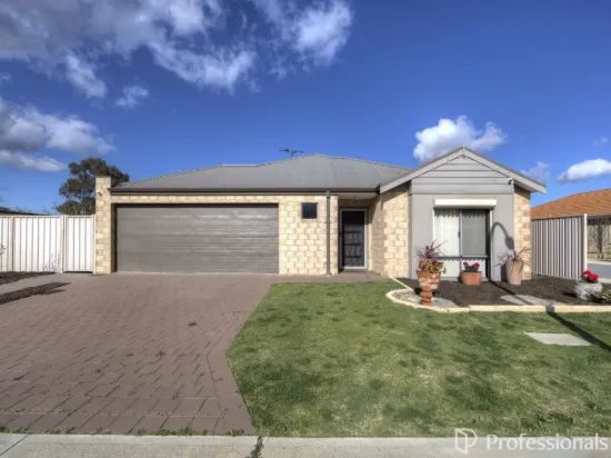 28 Mangosteen Drive, Forrestfield, WA 6058