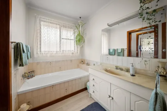 28 Packham Street, Newnham, Tas 7248-Image