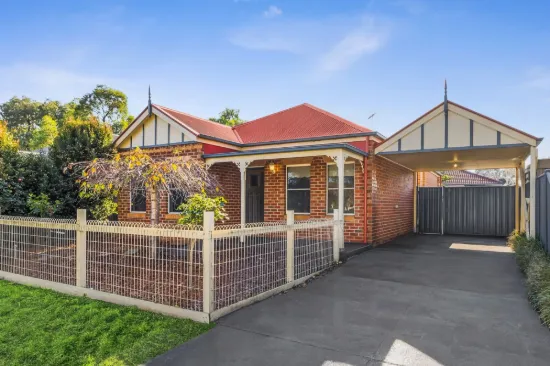 28 Paperbark Drive, Pakenham, Vic 3810