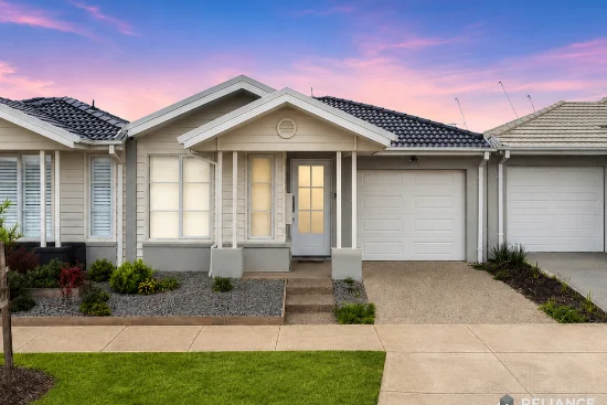 28 Rice Flower Crescent, Strathtulloh, Vic 3338