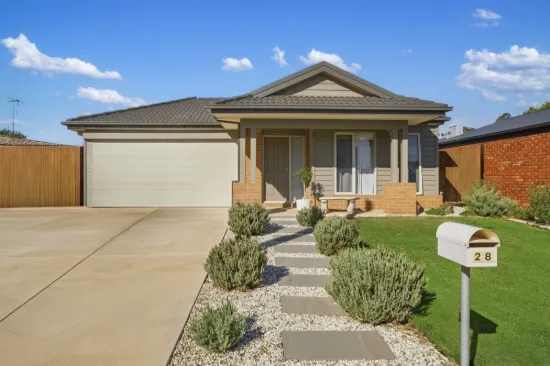 28 Ross Street, Tatura, Vic 3616