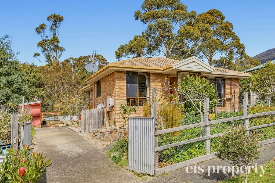 28 Saunders Crescent, South Hobart, Tas 7004