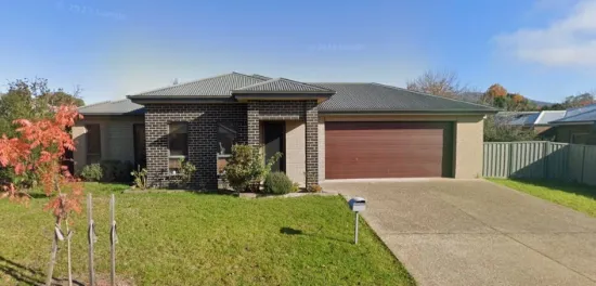 28 Swallow Street, Thurgoona, NSW 2640