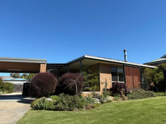28 The Boulevarde, Wy Yung, Vic 3875