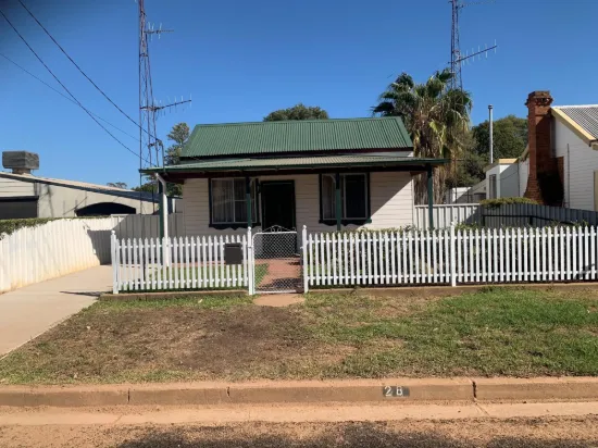 28 Third Avenue North, Narromine, NSW 2821