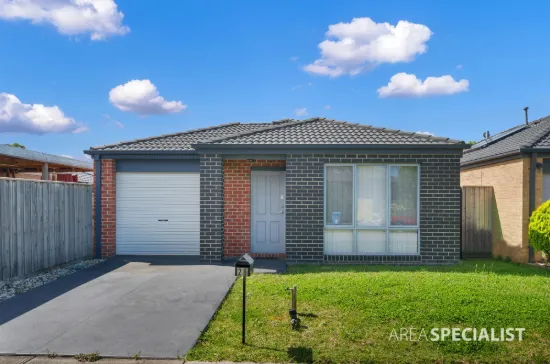 28 Valencia Circuit, Cranbourne, Vic 3977
