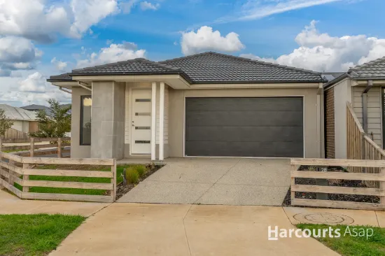 28 Viola Drive, Rockbank, Vic 3335