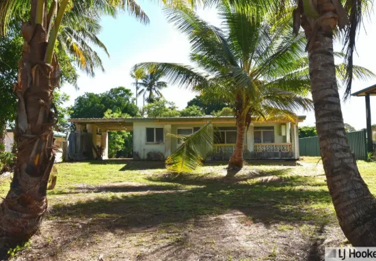 28 Wall Street, South Mission Beach, Qld 4852