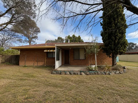 28 Wigan Avenue, Armidale NSW 2350-Image