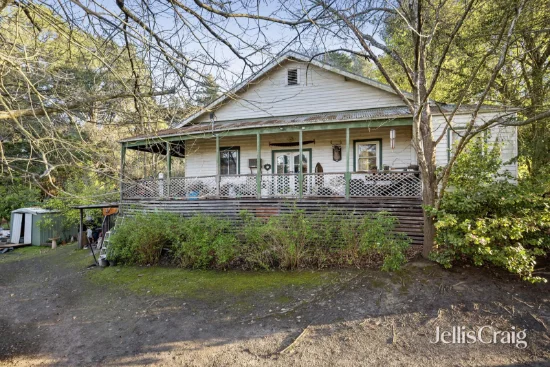 280 Warburton Highway, Wandin North, Vic 3139