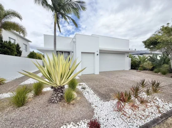2813 Gracemere Circuit East, Hope Island, Qld 4212