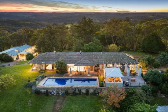 282 Ridge Road, Christmas Hills, Vic 3775