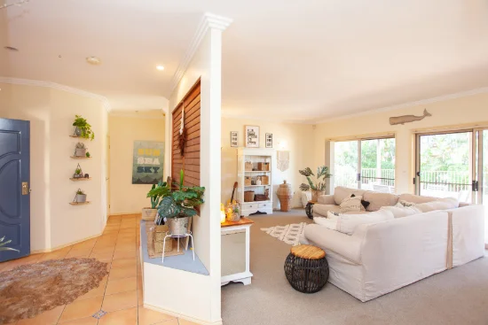 283 Napper Road, Arundel, Qld 4214
