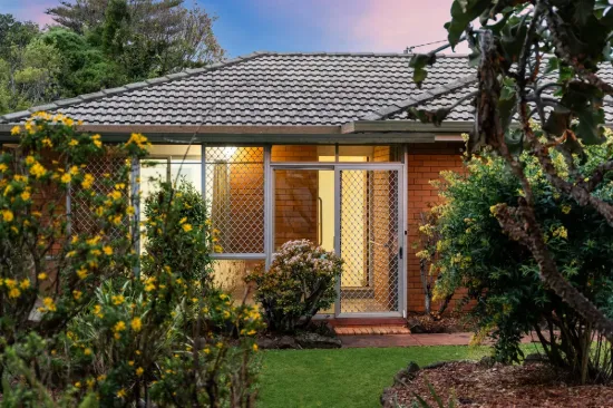 284 West Street, Kearneys Spring, Qld 4350