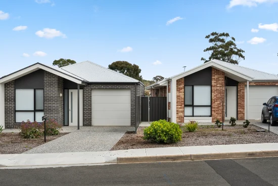 29 & 29A Helsinki Road, Hackham West, SA 5163