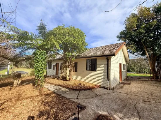 29 Avon Road, Avonsleigh, Vic 3782
