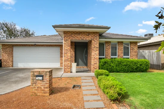 29 Ballantyne Crescent, Franklin, ACT 2913