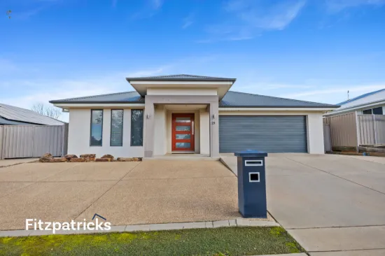 29 Barton Avenue, Lloyd, NSW 2650