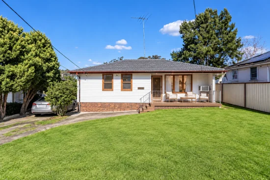 29 Bulolo Drive, Whalan, NSW 2770