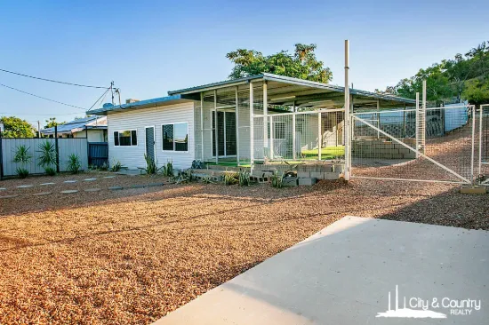 29 Deighton Street, Mount Isa, Qld 4825