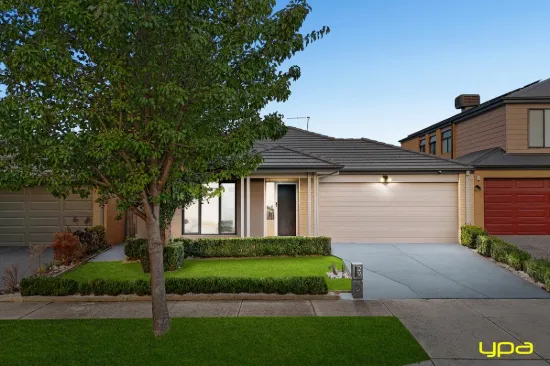 29 Elmsford Crescent, Cranbourne West, Vic 3977