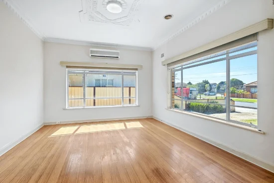 29 Emily Street, St Albans, Vic 3021