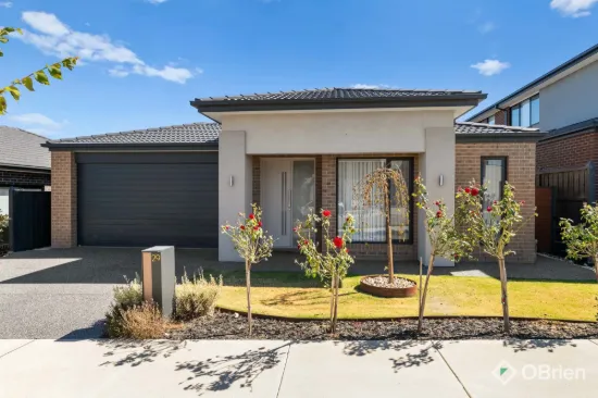 29 Greenfinch Drive, Clyde North, Vic 3978
