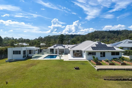 29 Lagoon Park Drive, Maudsland, Qld 4210