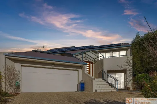 29 Magnolia Close, Jerrabomberra, NSW 2619