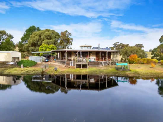 29 Mcintoshs Lane, Snake Valley, Vic 3351