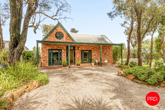 29 Moon Street, Sailors Gully, Vic 3556