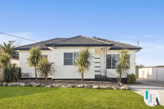 29 Noble Parade, Lake Heights, NSW 2502