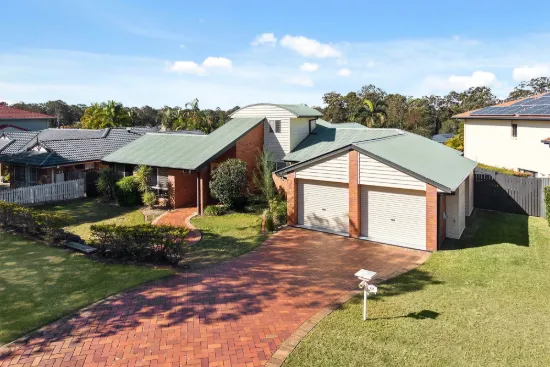 29 Oxford Crescent, Bridgeman Downs QLD 4035-Image