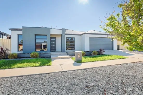 29 Palm Springs Dr, Mildura, Vic 3500