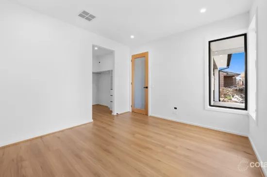 29 Paskas Drive, Fraser Rise, Vic 3336-Image